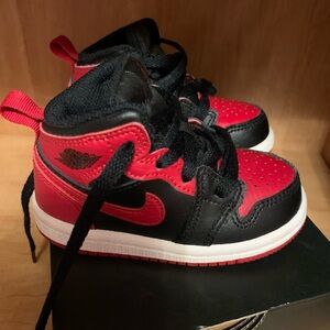 Michael Jordan shoes and outfit (5C/12 months)